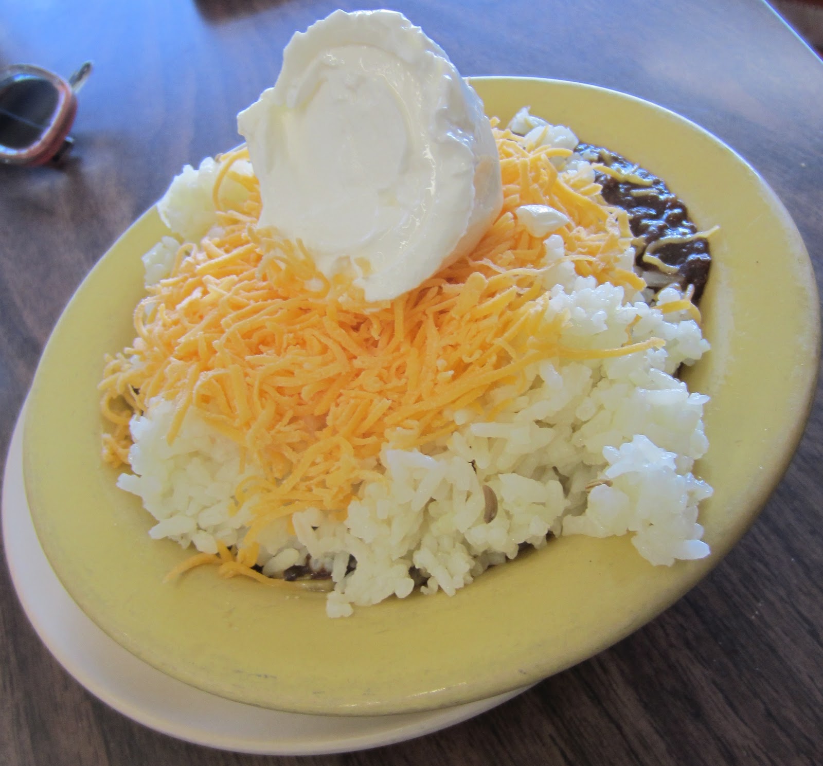 wacky tacky Chow Time Chili John's