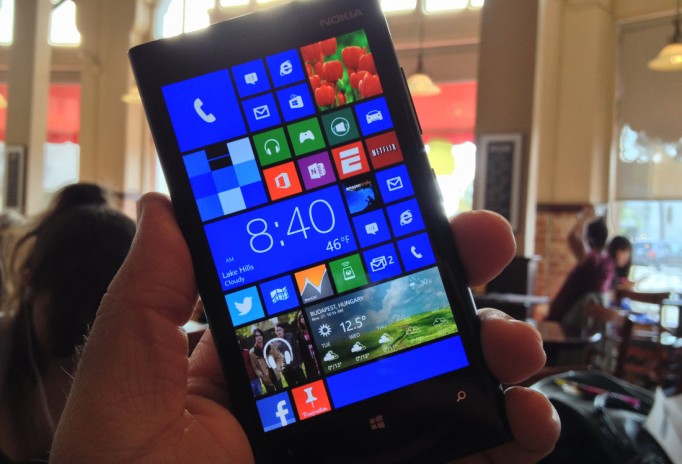¿Resolución de pantalla en Windows Phone 8 soportaría 720p?