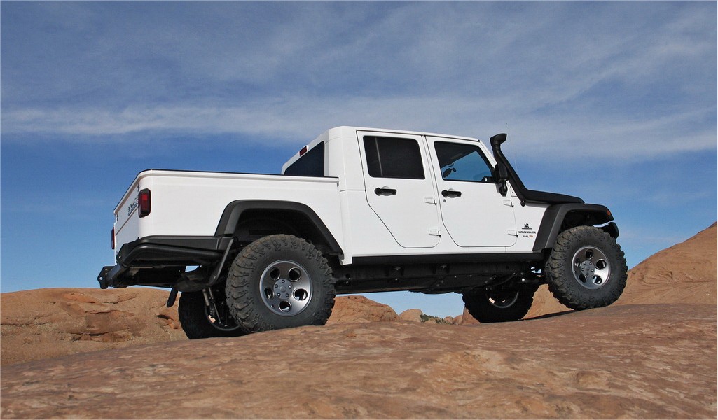 Modified Jeep Wrangler JK Unlimited AEV Double Cabin World Automotive