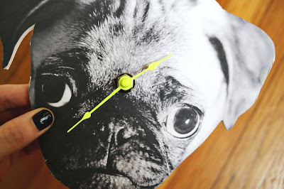 Realiza tu propio reloj de pared con fotografías Realiza tu propio reloj de pared con fotografías