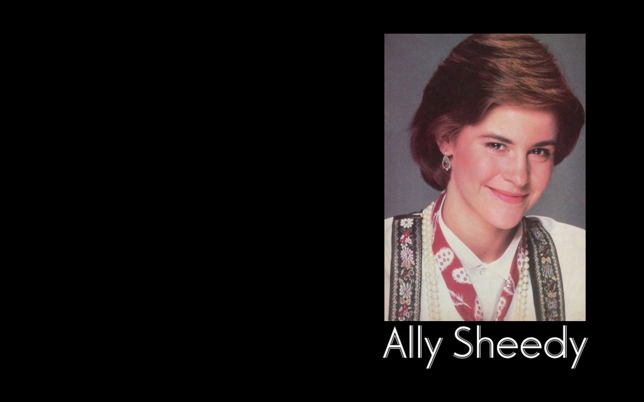 Filmovízia: Ally Sheedy Wallpaper