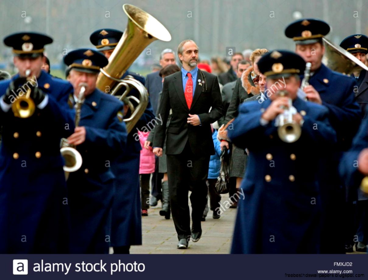 Epa01550505 Crew Member Of The Mission To The International Space Epa01550505 Crew Member Of The Mission To The International Space