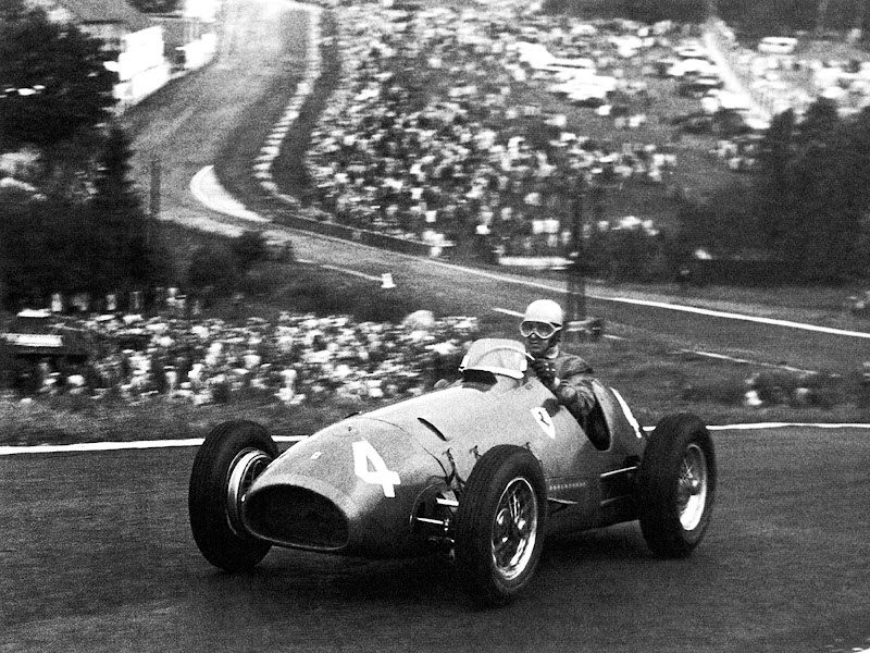 In the photo below we see Alberto Ascari racing in a Ferrari F2 in the 