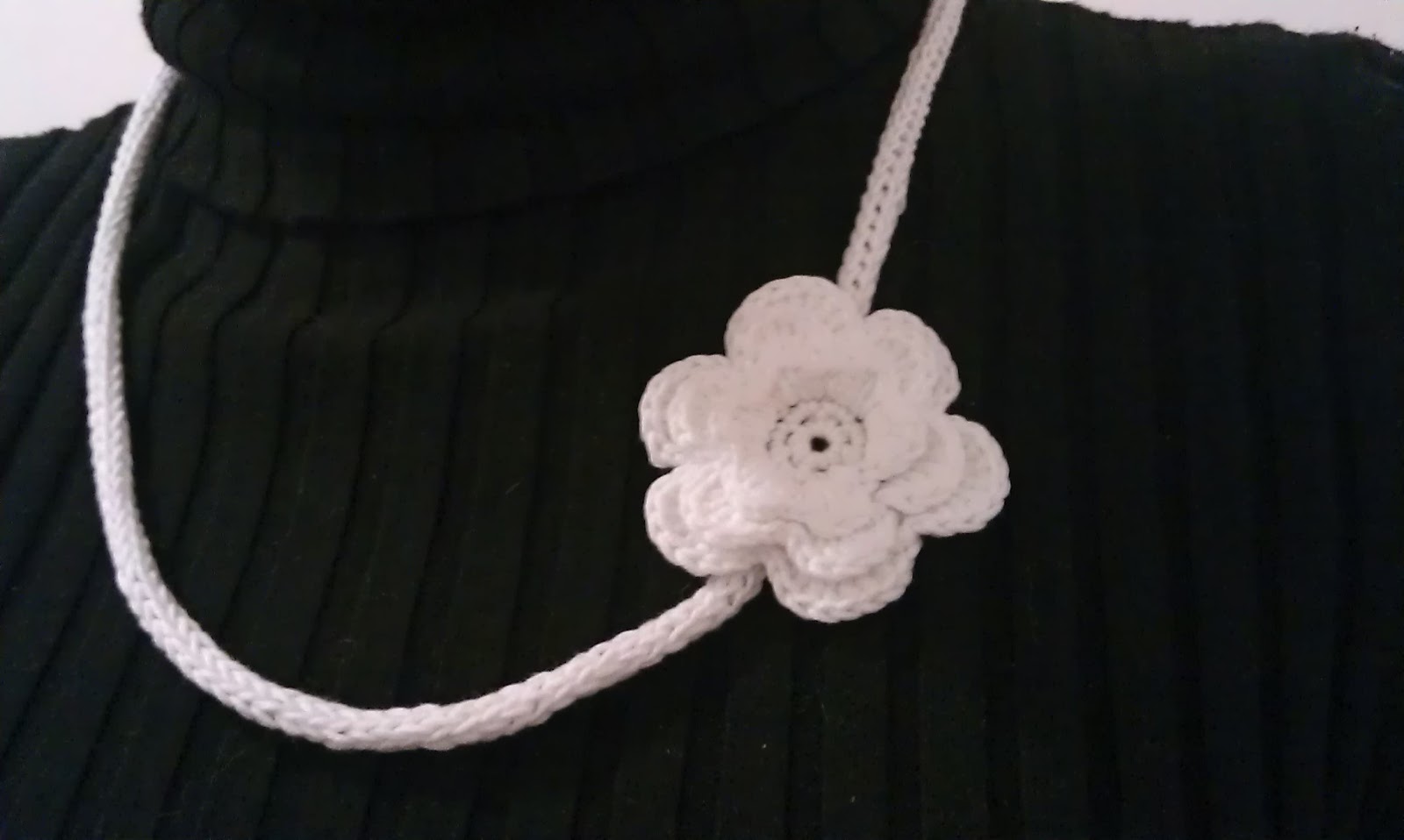 Crochet Flower Necklace