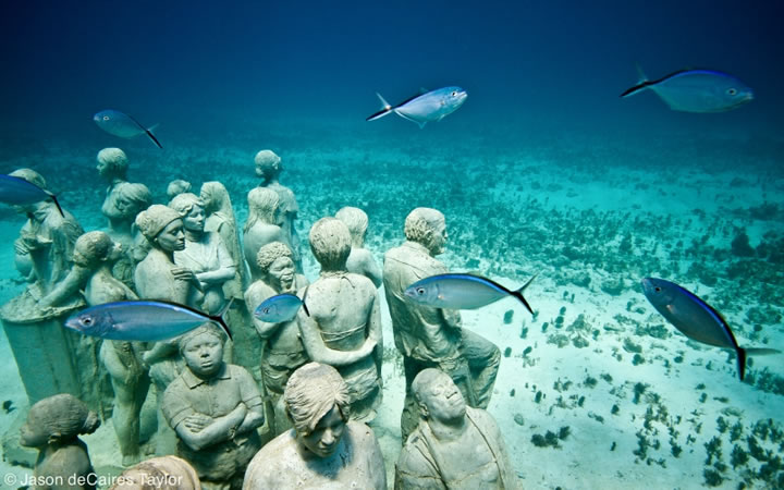 მექსიკა _ სომბრეროების ქვეყანა Collection+of+statues+underwater+museum+reef+conservation+sea+life+swimming+tourist+activity+mexico