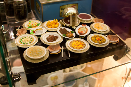 12 macam masakan dan 12 macam kue imlek