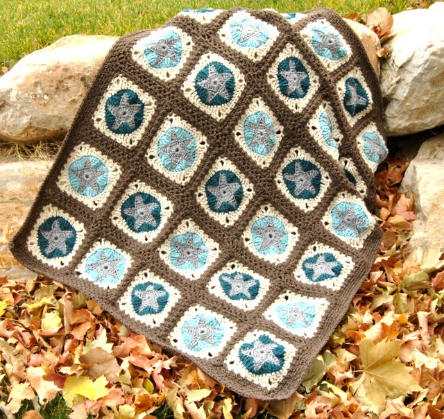 All Star Crochet Baby Blanket // www.maybematilda.com