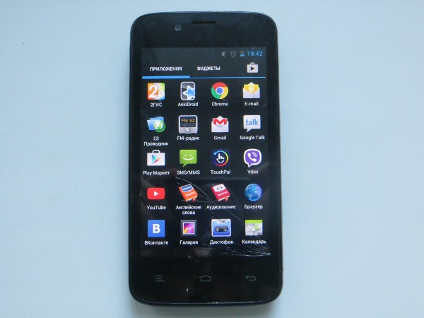 Лучший смартфон Fly iq 440