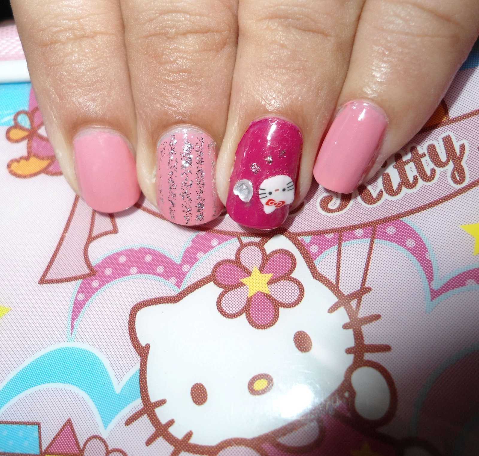 The Beauty and the Cheap: Manicure Monday: Kawaii Hello Kitty Nails