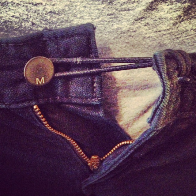 Spikes Sparkles 5 Unusual Ways To Use A Hair Tie