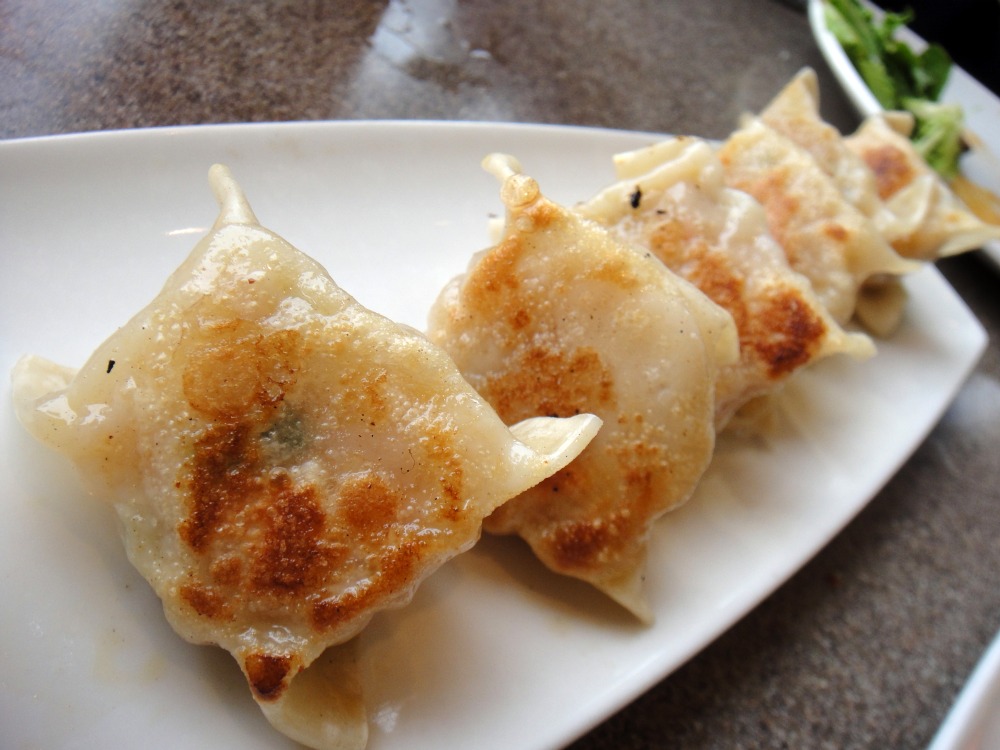 Hawaii Mom Blog P.F. Chang's China Bistro Happy Hour