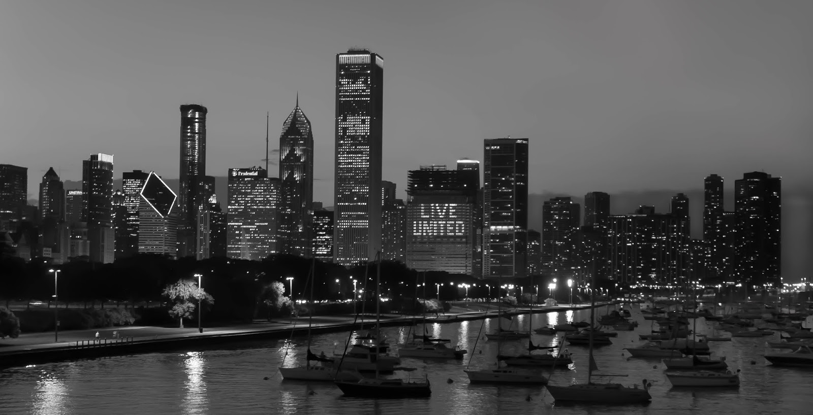 Shot of the Day: Chicago Skyline in Black and White
