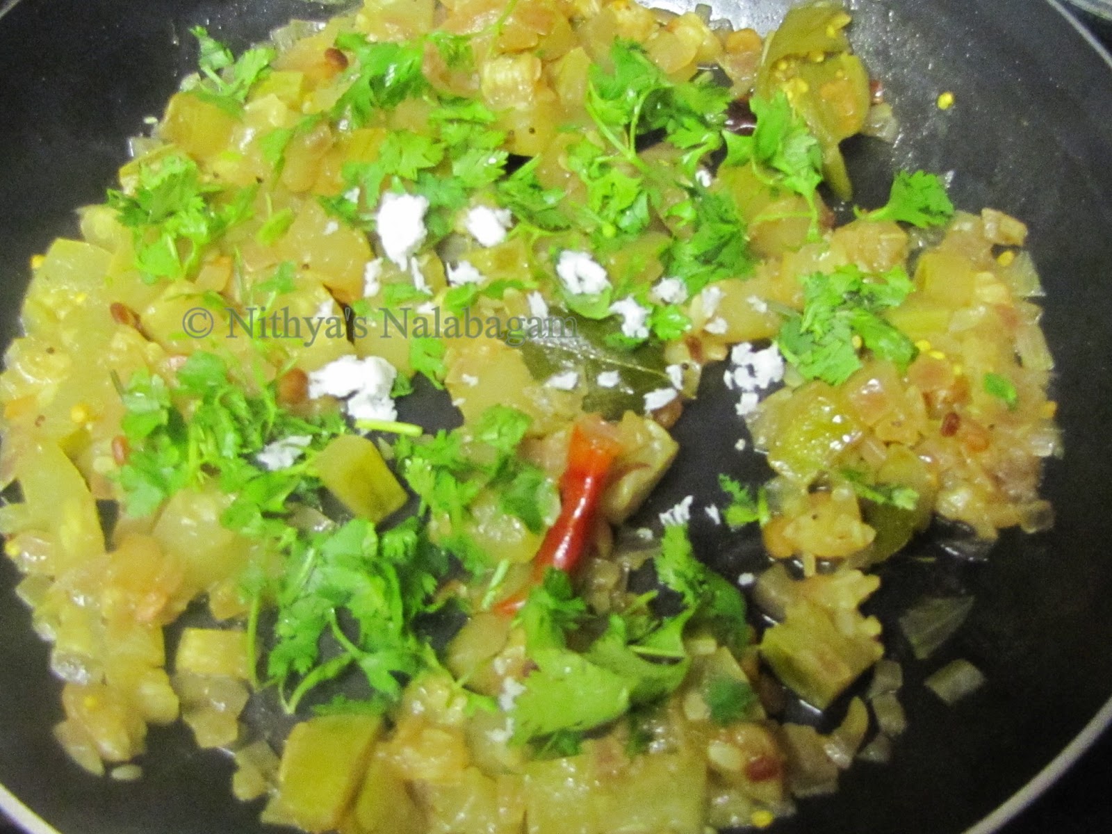 Sorakkai Poriyal Bottle gourd curry Nithya's Nalabagam