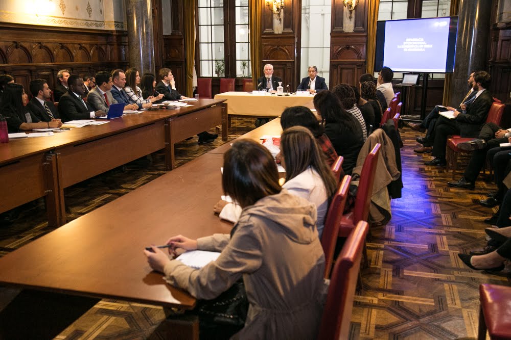 Octubre en Chile: Conferencia en la Academia Diplomática Andrés Bello
