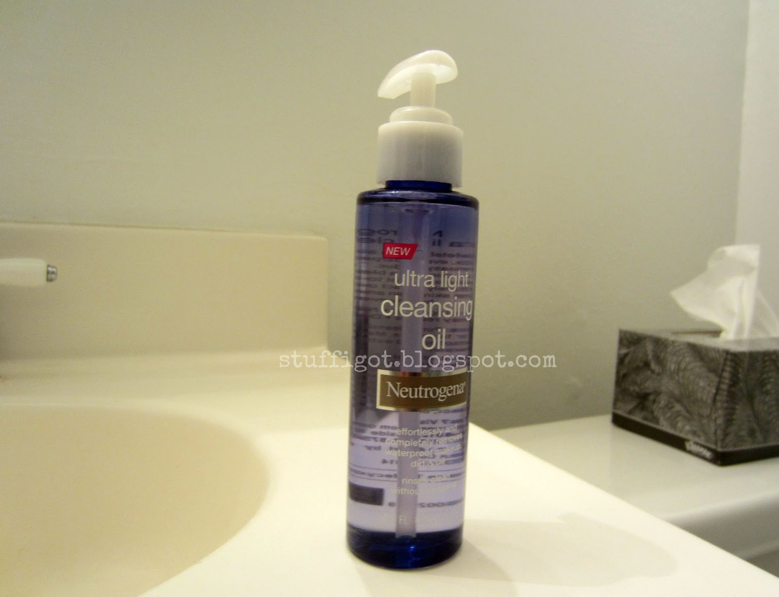 Crafty And Wanderfull Life Neutrogena Ultra Light Cleansing Oil Review
