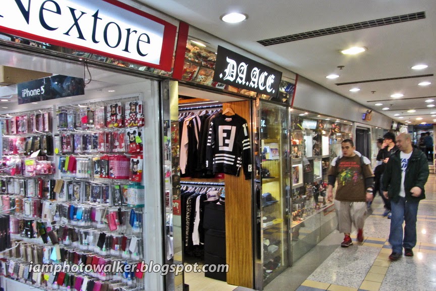 hot toys shop near me