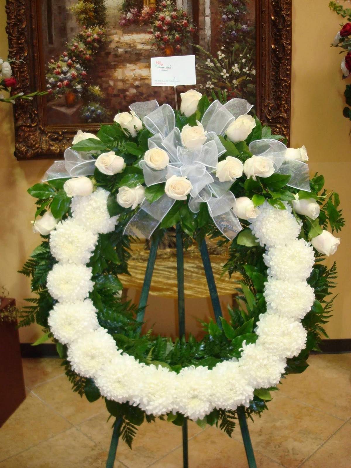 Bernardo's Flowers BFSW3 Wreath 184.99