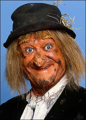 scarecrow trail scarecrow worzel
