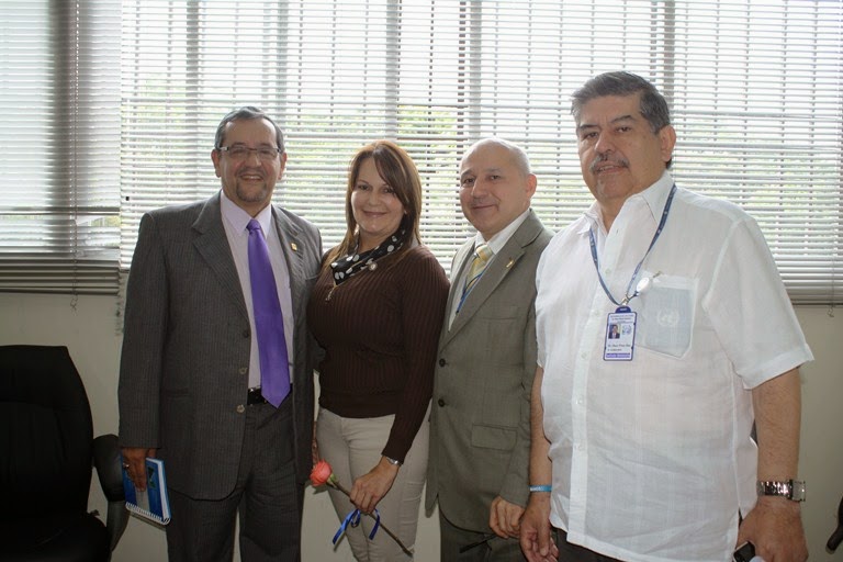  Autoridades del Núcleo Universitario del Táchira. (Fotografía: María Virginia Vivas)