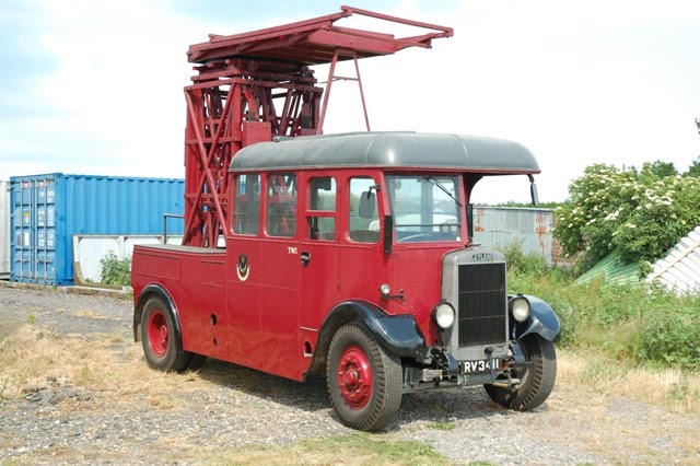 Corporation platform lorry