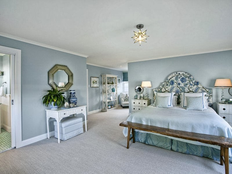 Blue and White Hamptons Home of Mel from Pond Blog on the