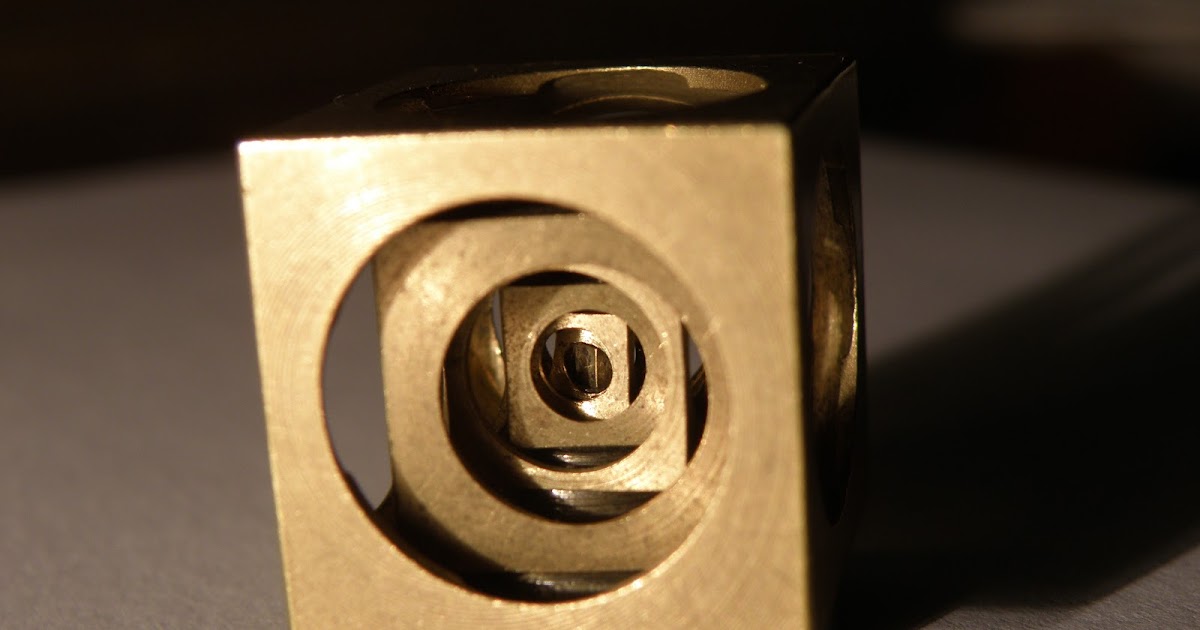 The CubeCeption New images 0.8" turner's cube with 7 pieces