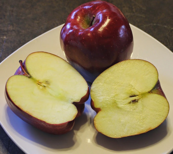 Richard Reviews Everything Red Delicious Apples