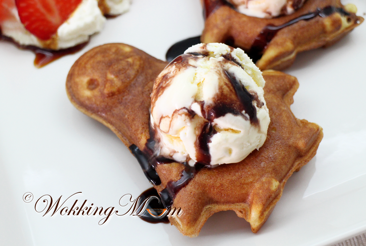 Let's get Wokking! { Breakfast Waffles with Ice Cream } Singapore