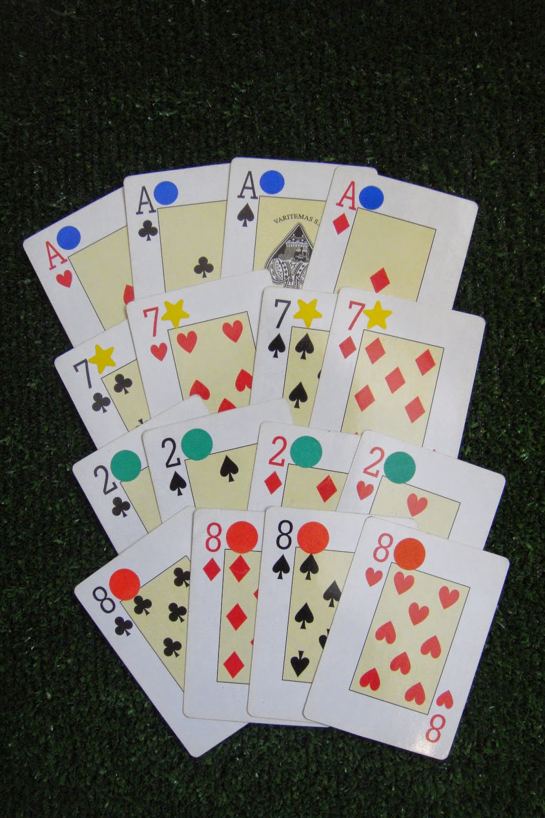 Majora reedita clássico jogo de cartas Burro Preto para salvar o