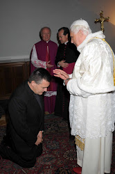 2012 - Aprobación Pontificia