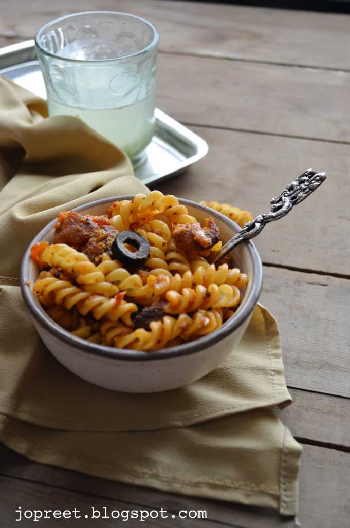 Chicken Fusilli Pasta Jopreetskitchen