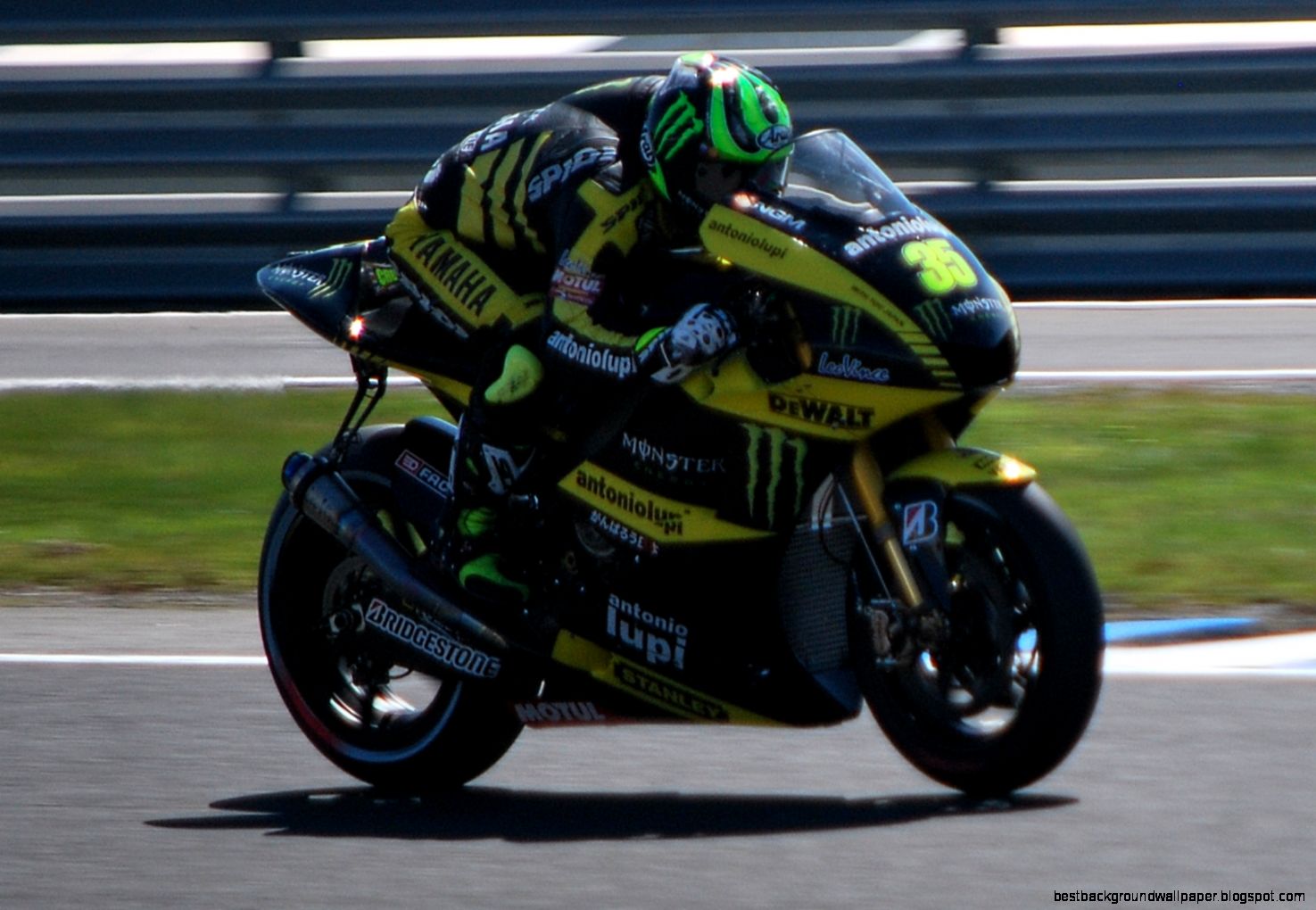 Cal Crutchlow Wikipedia the free encyclopedia Cal Crutchlow Wikipedia the free encyclopedia
