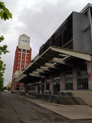 rue de tilsitt prostituées