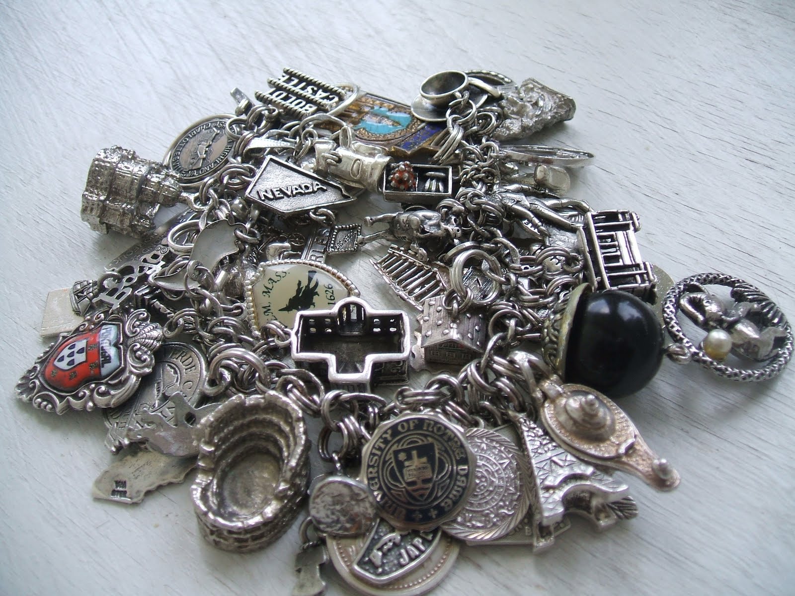 Vintage Jewels and Gadgets My Traditional Vintage Charm Bracelet