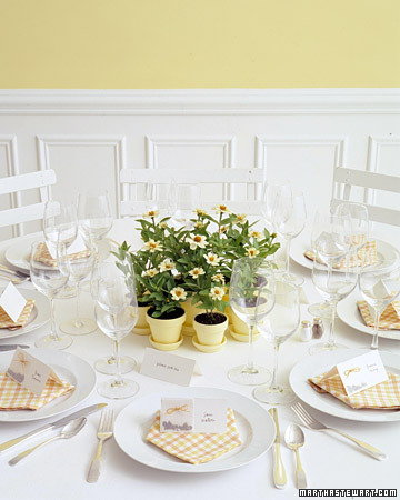 Here are a few ideas on how to make your favor your centerpiece