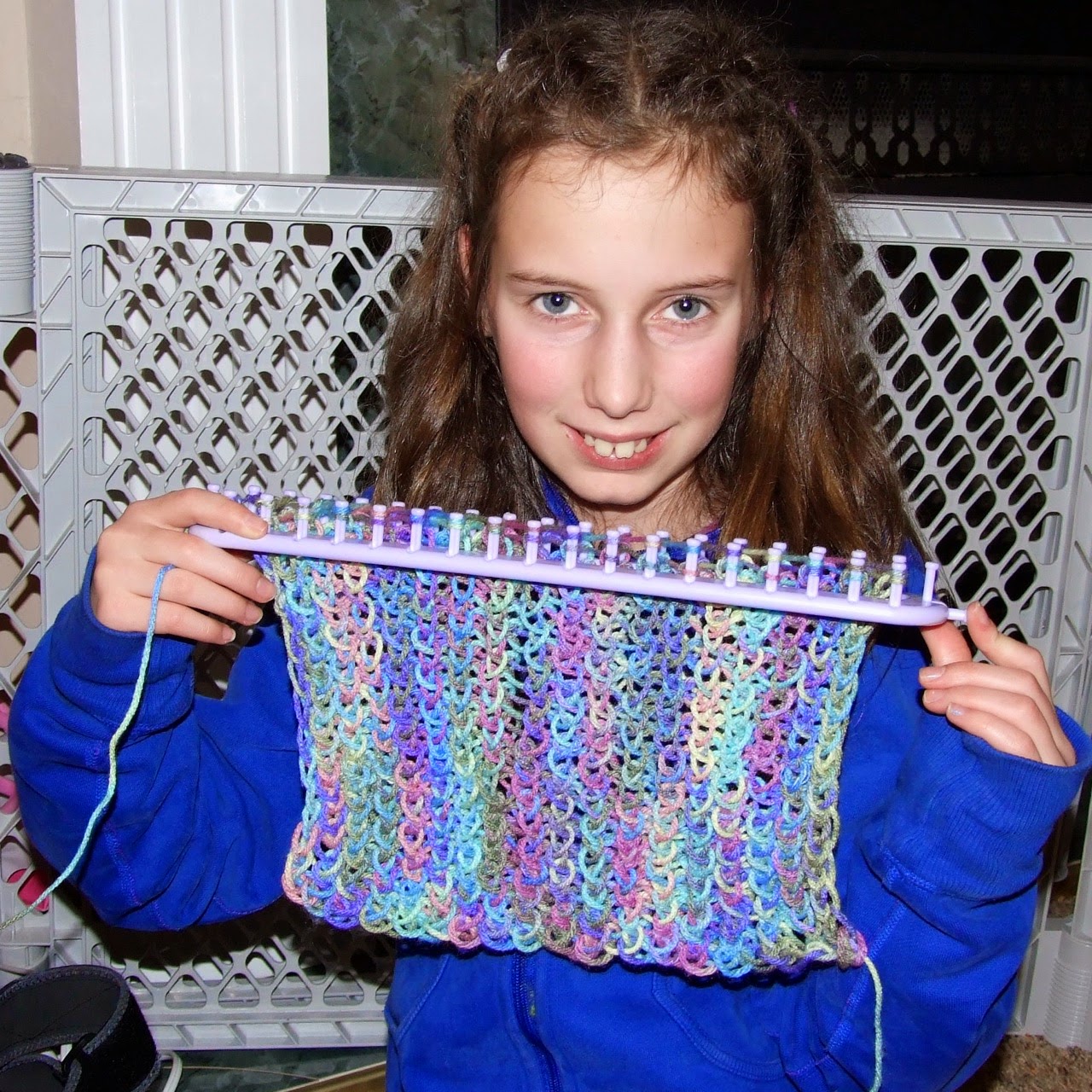 Paper Tape & Pins Long Loom Knitting Video Tutorials For Beginners