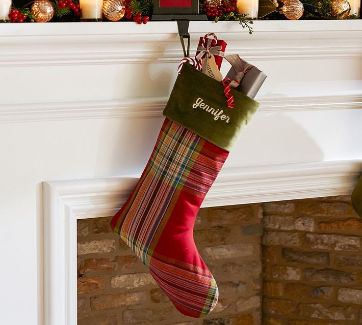 C.B.I.D. HOME DECOR and DESIGN: CHRISTMAS IS COMING&hellip;..