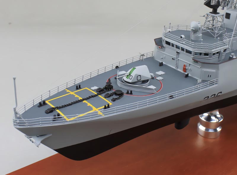 HMCS Montreal - Halifax class frigate model | SD Model Makers