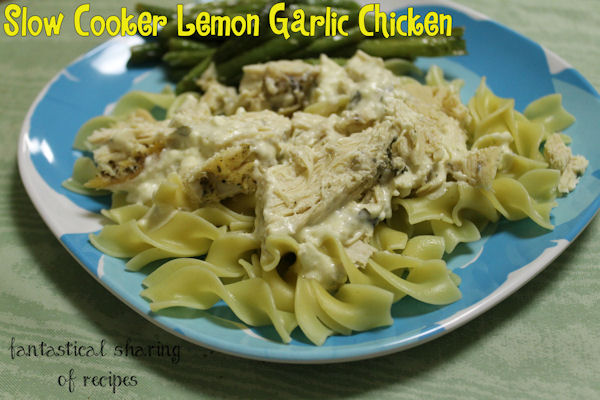 Slow Cooker Lemon Garlic Chicken - creamy, flavorful, slow-cooked chicken served over pasta or rice #dinner #recipe