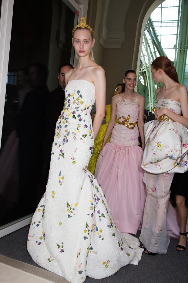 ANDREA JANKE Finest Accessories: A Wearable Garden by Giambattista Valli  Fall 2013 Couture