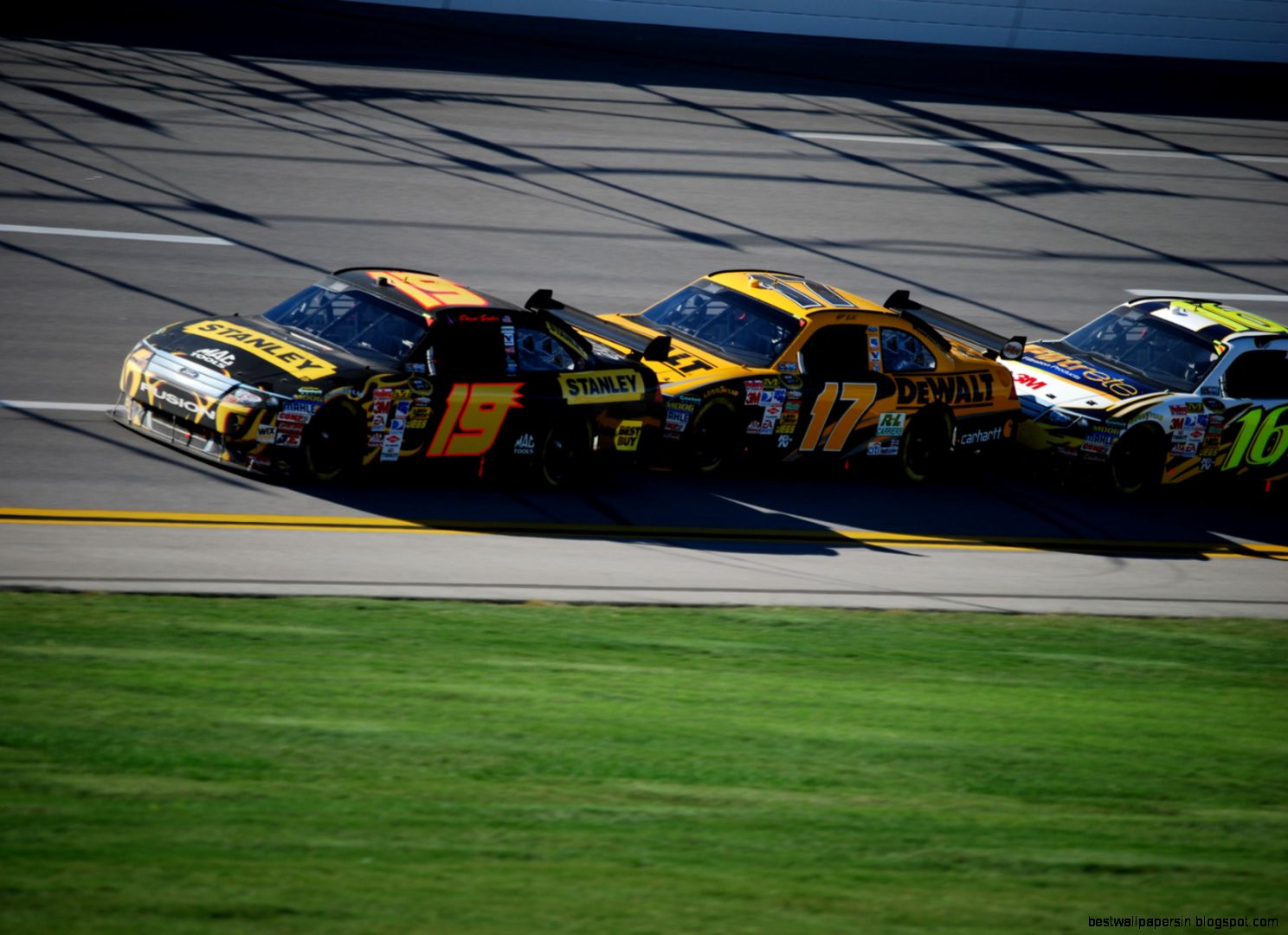 Free NASCAR Screensavers Free NASCAR Screensavers