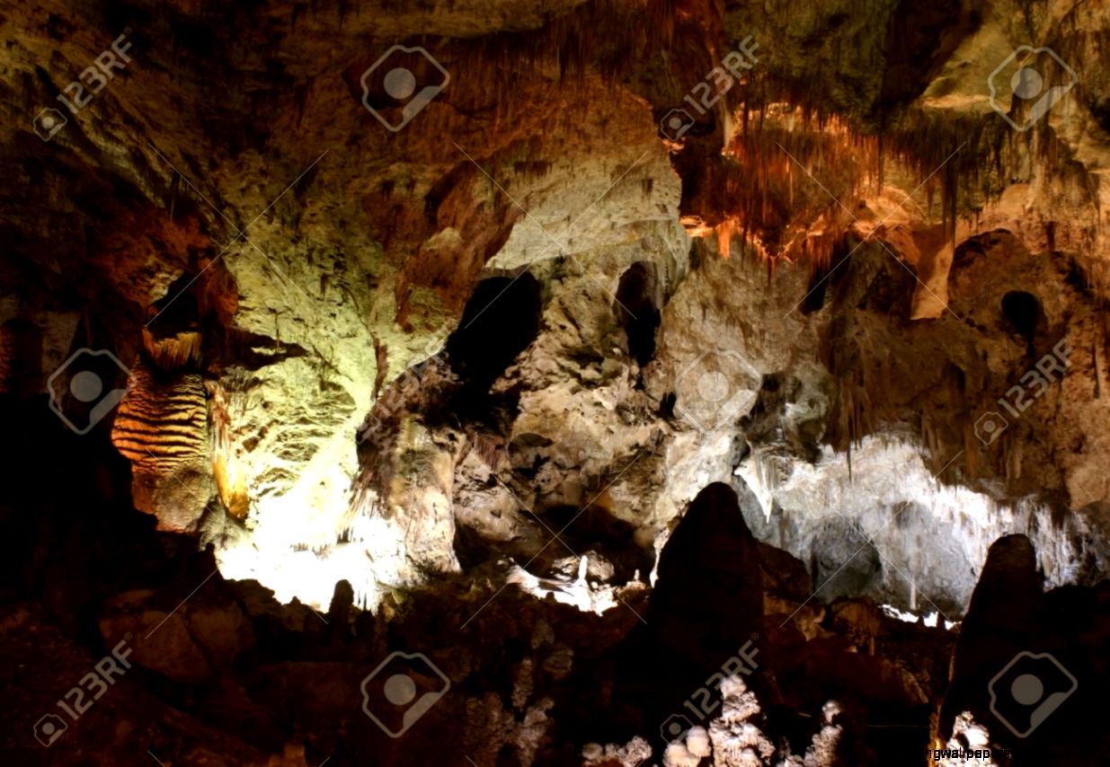 Rock Formations Inside Carlsbad Caverns National Park In New Rock Formations Inside Carlsbad Caverns National Park In New
