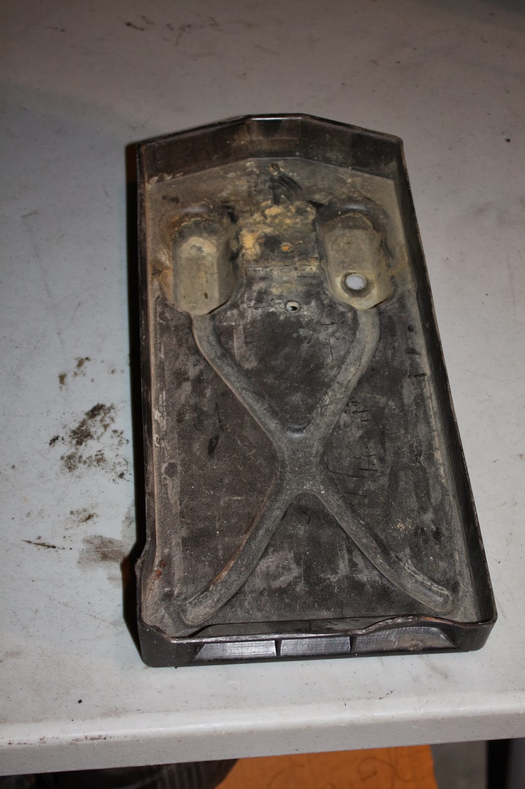 KrEvCon BMW Parts E30 Battery Tray