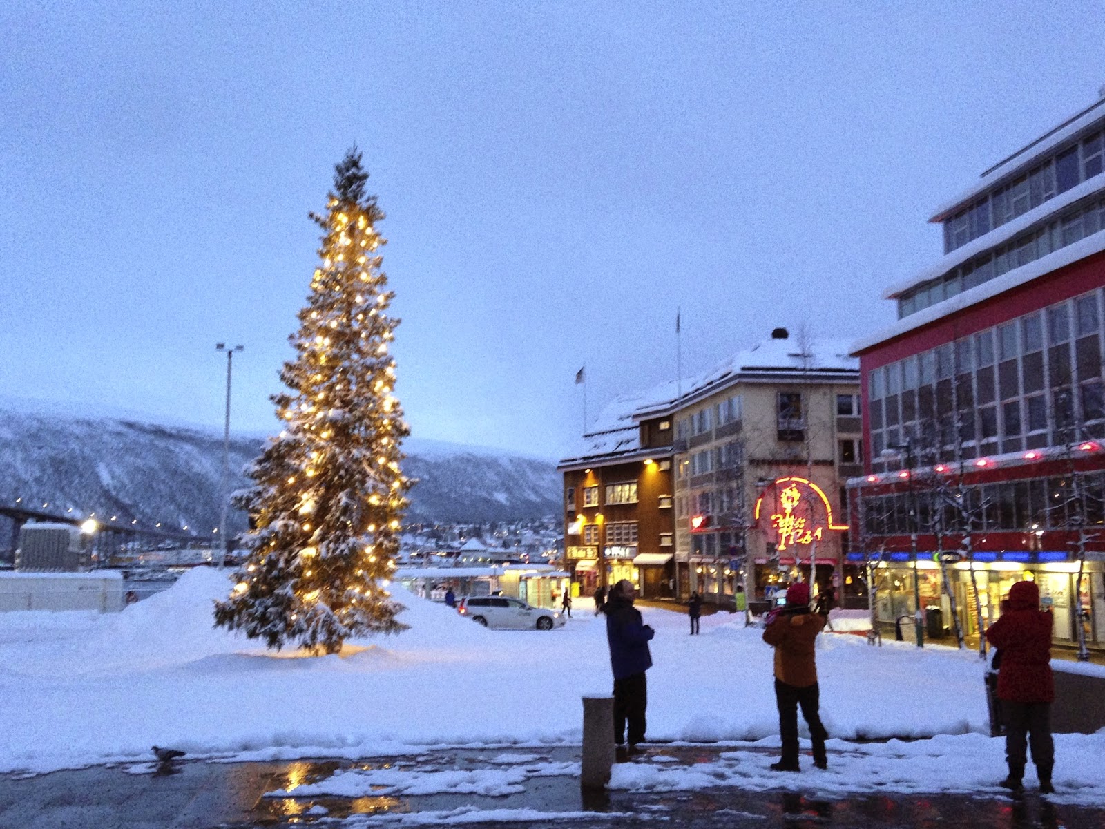 Fashion S Sweethart Chasing Lights Fighting Demons