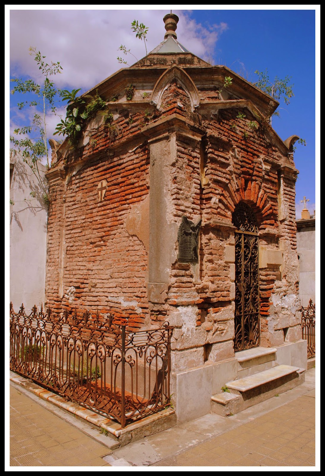 la historia mas real la encontre en esta vereda