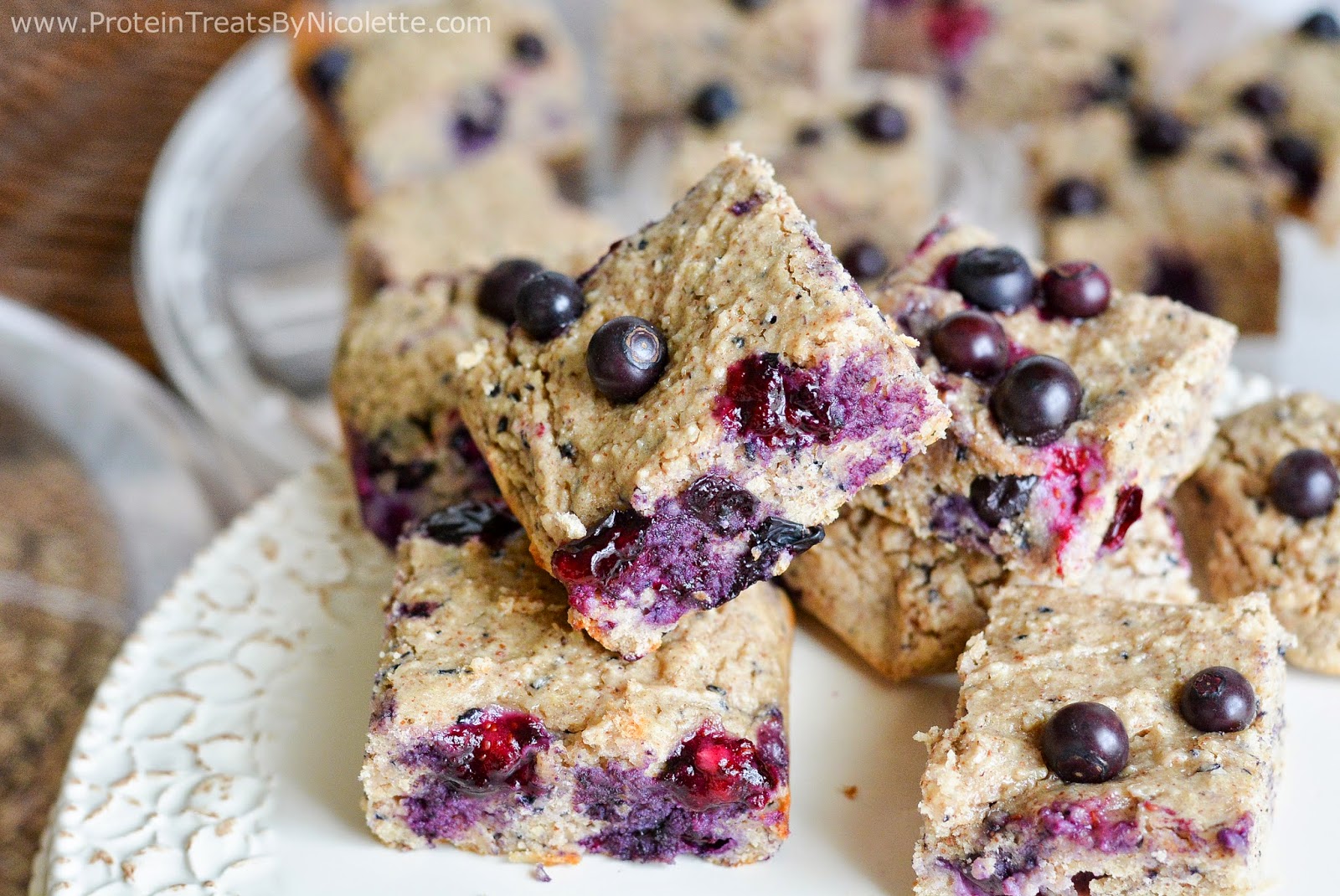 Protein Treats By Nicolette Blueberry Almond Protein Cake Bars