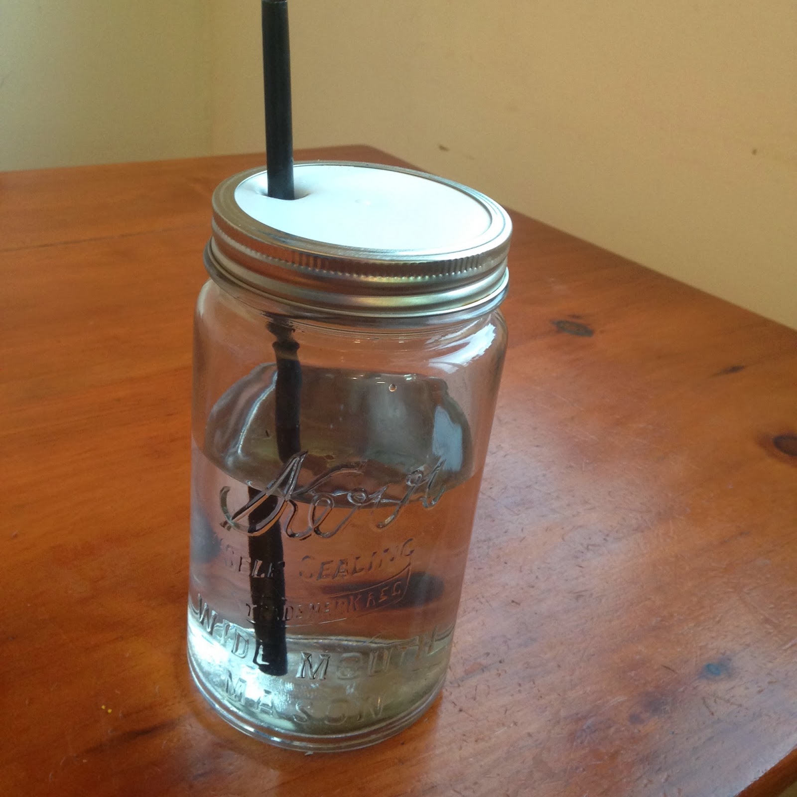 Make your own straw lid for a mason jar Peculiar Ambitions