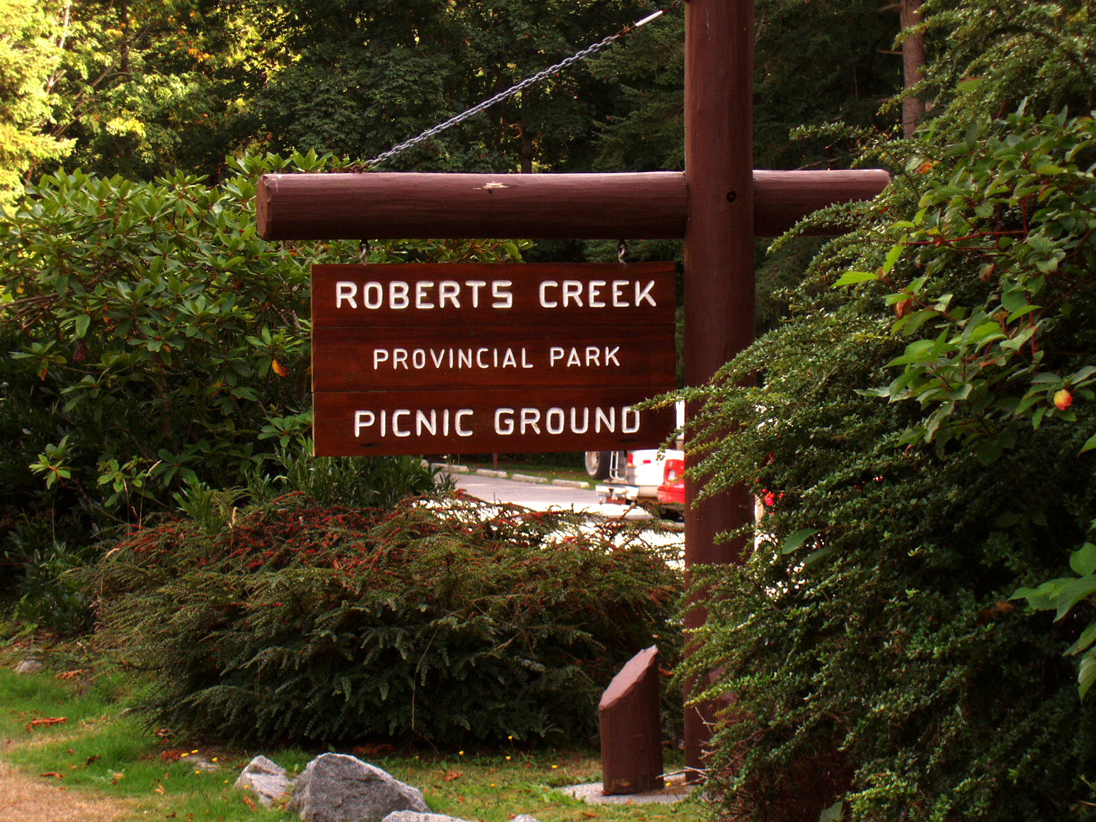 GO LOCAL An Inside View of Life on the Coast Community Guide Roberts