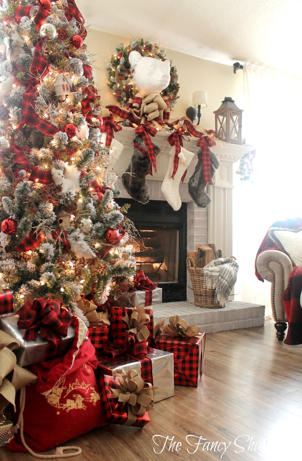 christmas decoration The Fancy Shack: Christmas Home Tour 2015