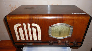 Rádio Lyon Valvulado de 1937